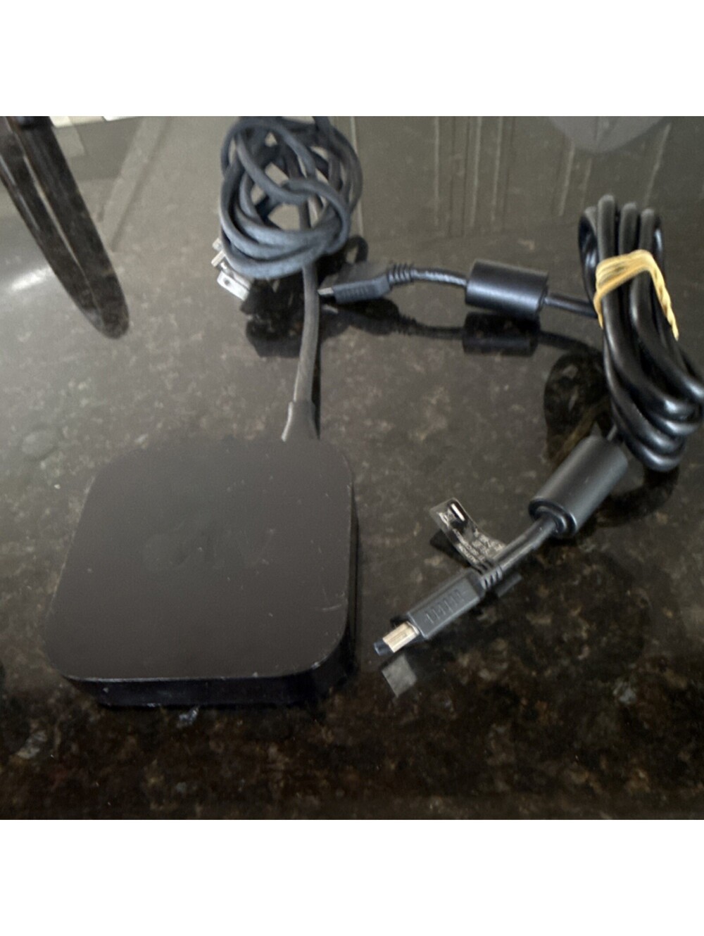 Apple Apple TV Media Streamer Box Black HDMI with Power & HDMI Cable no remote